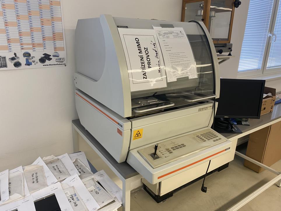 Maszyny do obróbki metalu i wyposażenie warsztatów-5